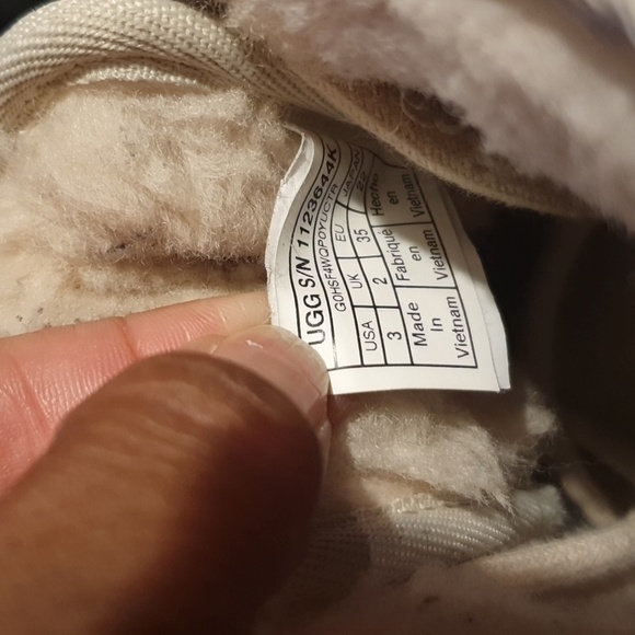 UGG Neumel Mashup Kids Boot sz 3 - Picture 11 of 12